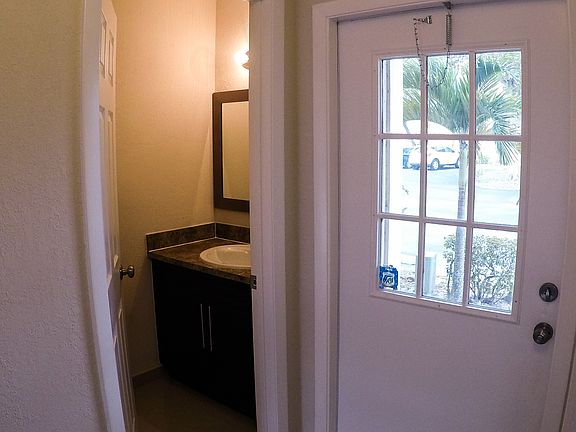 4th image of 5076 Society Pl W APT C