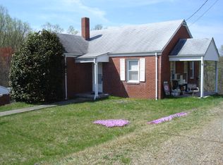 1210 Askin St, Martinsville, VA 24112