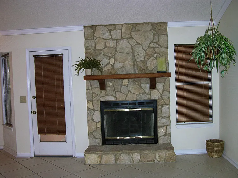 3310 Heron Dr N — Photo 9