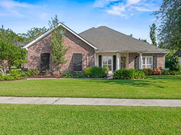 307 Sugar Plum St, Houma, LA 70364