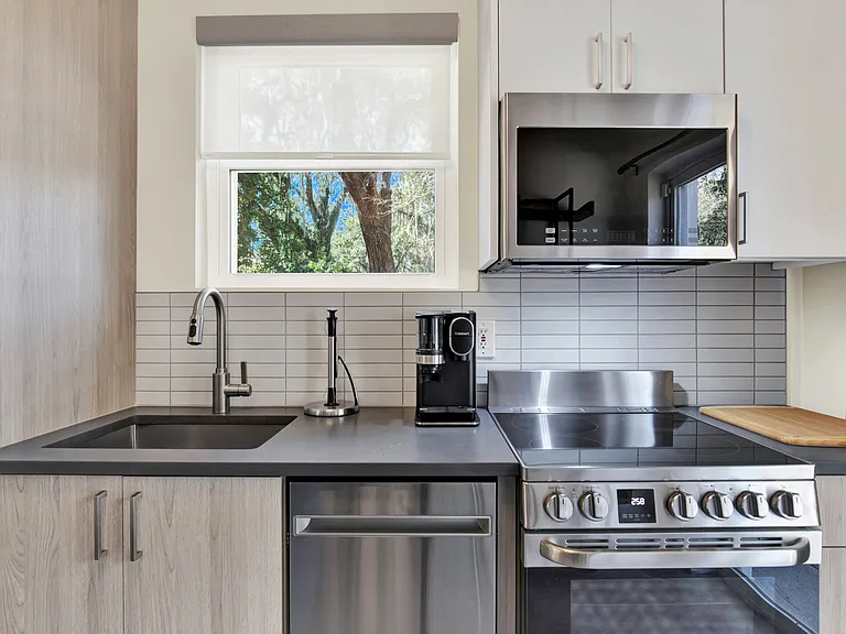 14 Hopecrest Ave #A — Photo 11