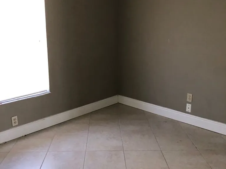 1280 SW Jacqueline Ave — Photo 35
