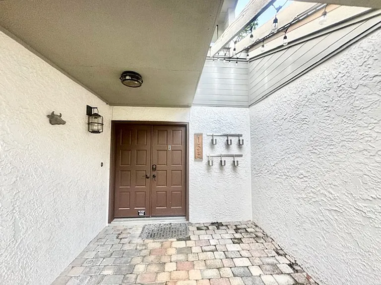 155 Gleneagles Dr — Photo 32
