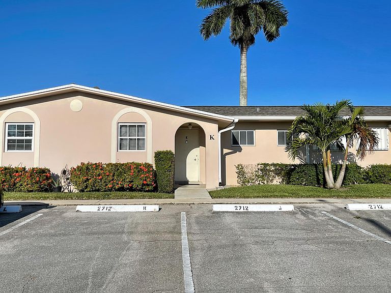 Cresthaven Villas Condominiums West Palm Beach, FL Zillow