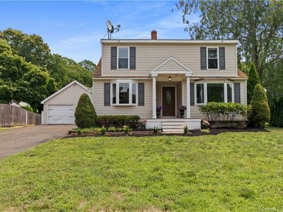 8 Emma Road, East Haven, CT, 06512
