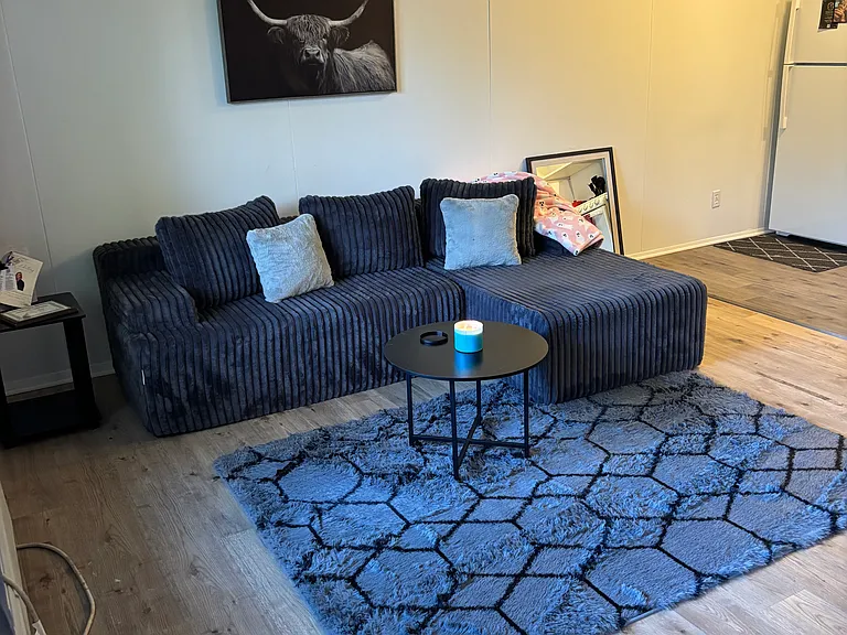 321 Hoffman Ct #12B — Photo 3