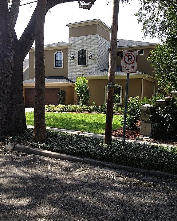 2nd image of 2905 W Hawthorne Rd