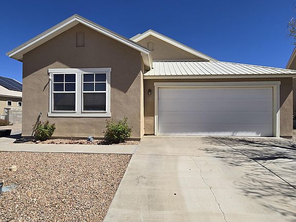 4th image of 2185 Deer Trail Loop NE