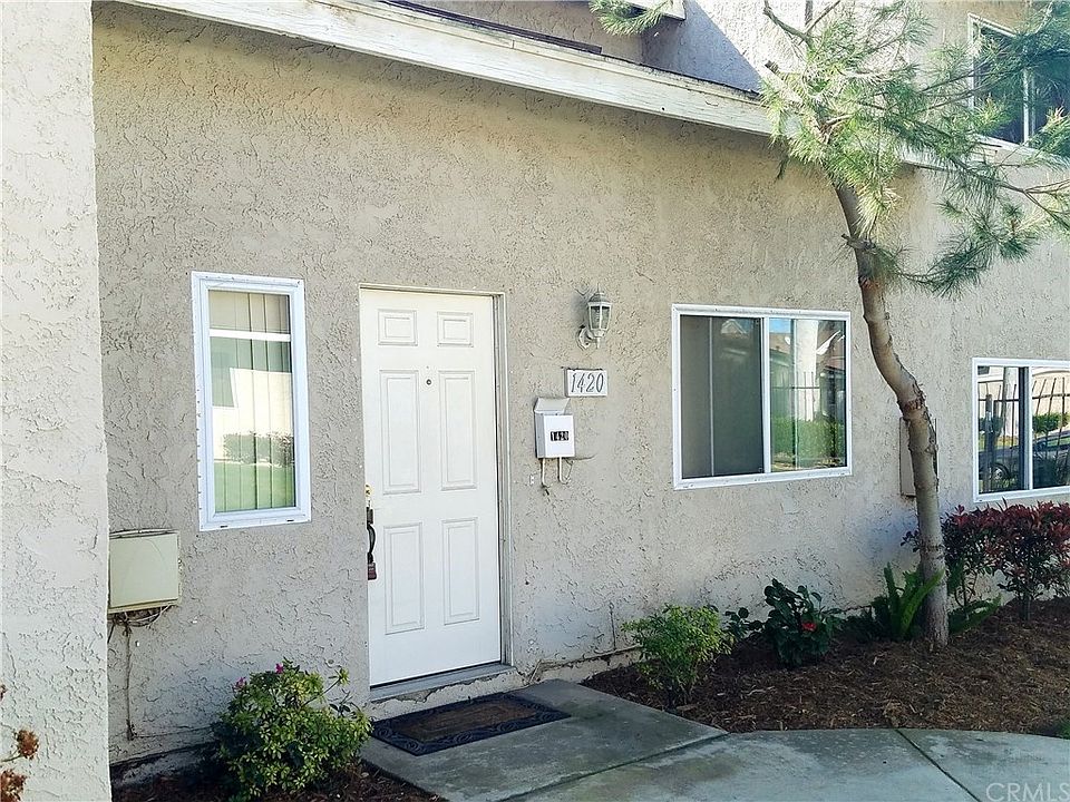 1st image of 1420 N Elderberry Ave