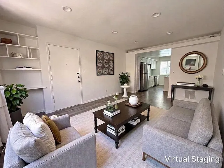 149 S Spalding Dr — Photo 13