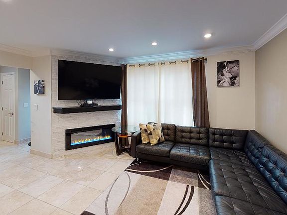 3rd image of 14 Lyman Ave