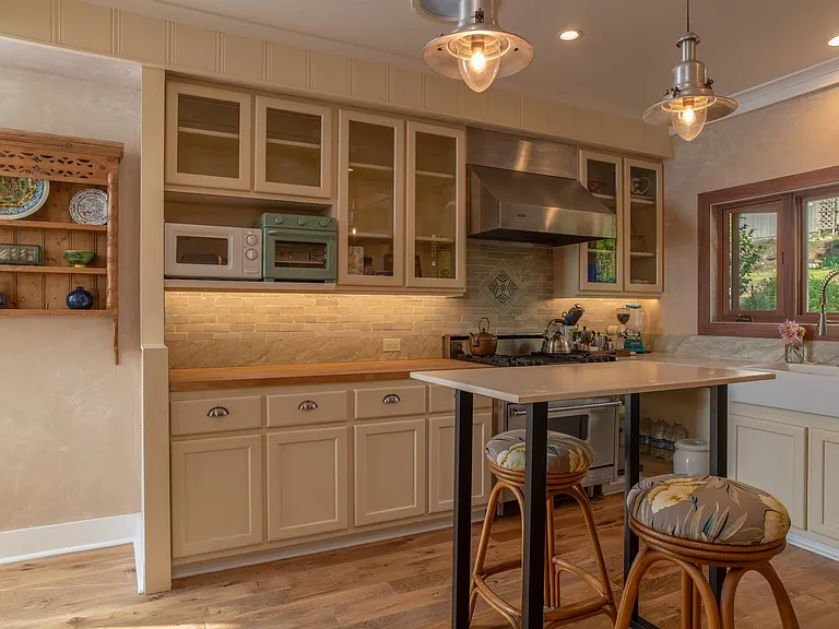 Kitchen 2