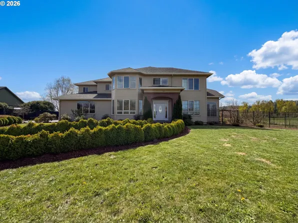 2250 SW Homer Ross Loop, McMinnville, OR 97128