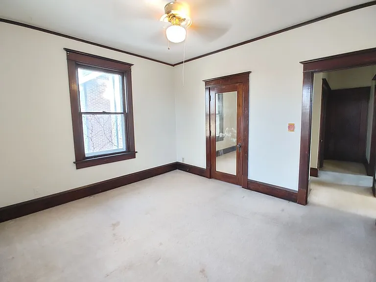 305 Phoenix Ave — Photo 11