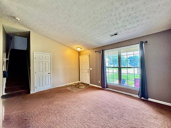 4th image of 5361 Washburn Dr