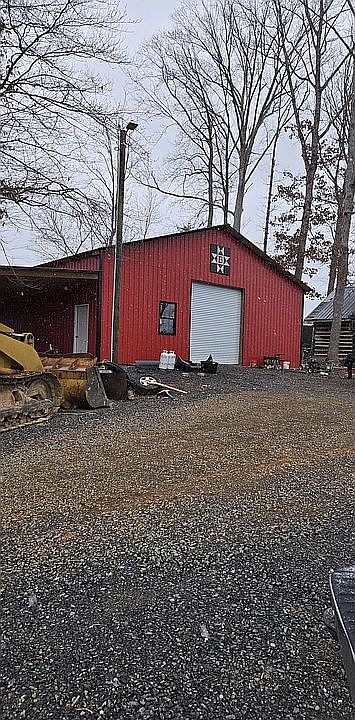 2nd image of 3488 State Highway 134 N