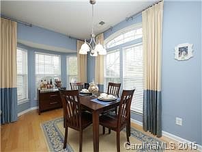 3rd image of 10382 Alexander Martin Ave