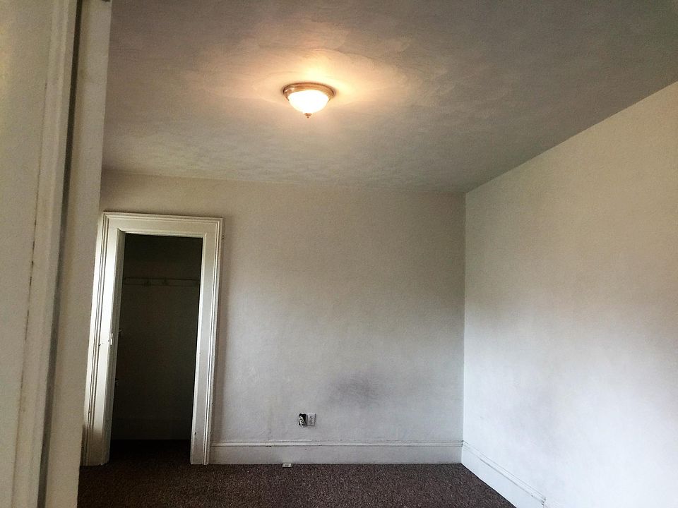 Large bedroom