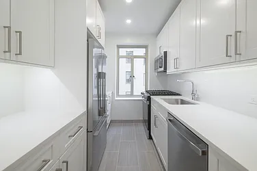 20 East 35th Street #6N image 1 of 10
