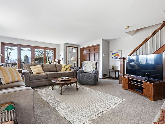 5th image of 1227 Trevanion Ave