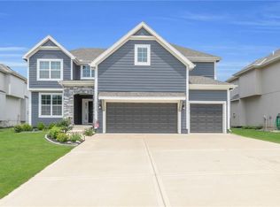 19612 W 116th Ct, Olathe, KS 66061
