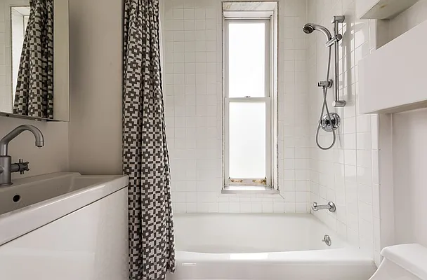 Sold by Compass | media 7