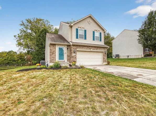 2610 Fairfield Ridge Dr, Hamilton, OH 45011