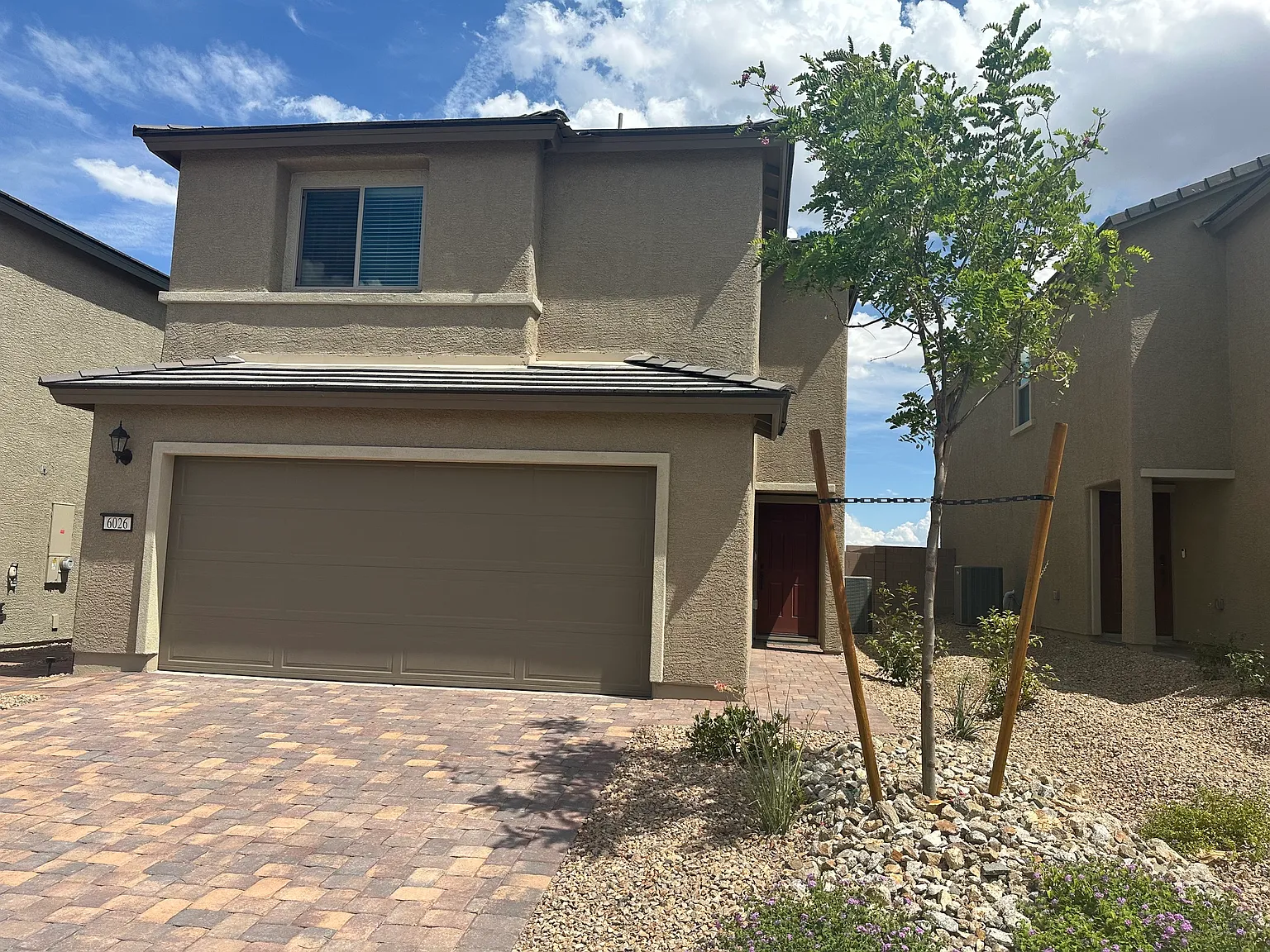 4 bed, 2118 sqft, $2,450 — Photo 3