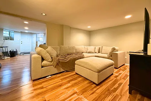 2631 N Sheffield Ave #G Photo 1 2631 N Sheffield Ave #G Photo 1