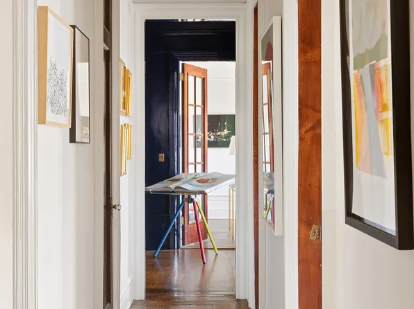 800 Riverside Drive image 15 of 17