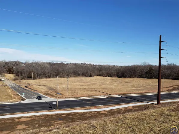 SE 29th St, Topeka, KS 66605