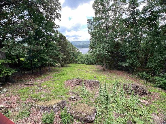 2nd image of 438 Harpers Cove Rd