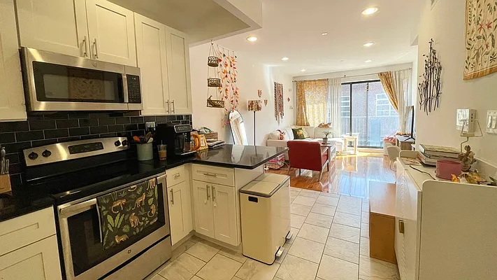 Rented by Strivers Management Group Corp (Brokerage) | media 5