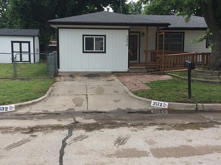 3572 S Downtain St — Photo 1