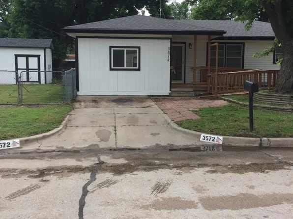 3572 S Downtain St, Wichita, KS 67217