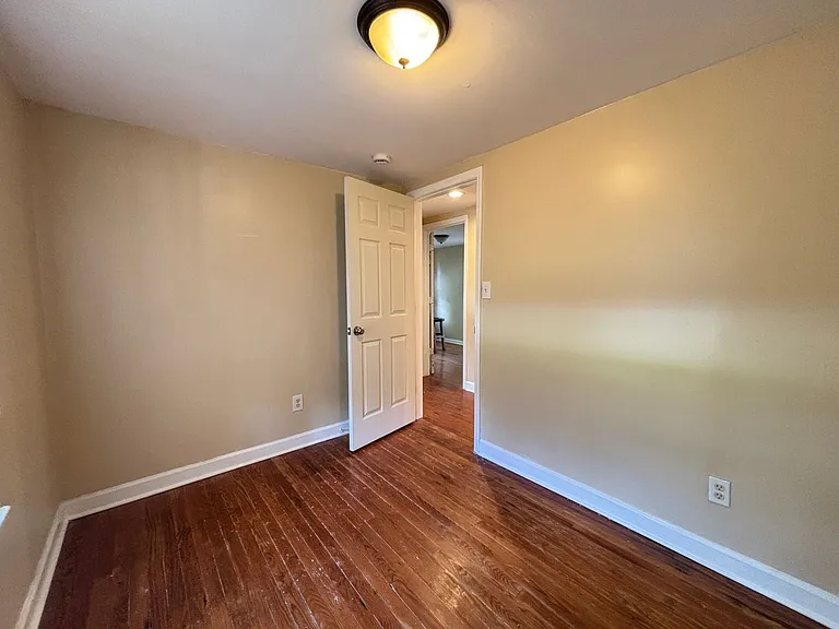 107 Sasportas Ln — Photo 18