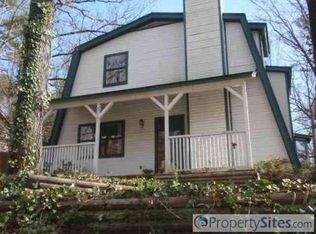 2121 Pear Orchard Dr, Little Rock, AR 72211