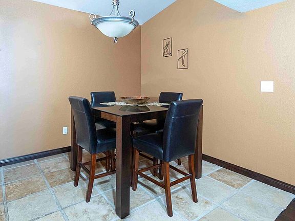 5th image of 885 Halidon Way APT 1721