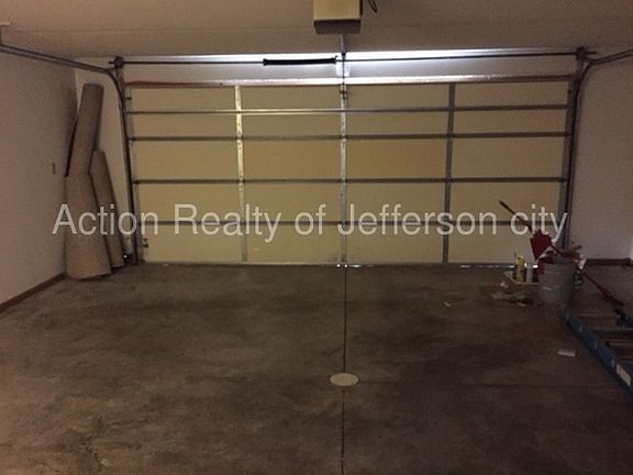 5th image of 4917 Charm Oak Dr
