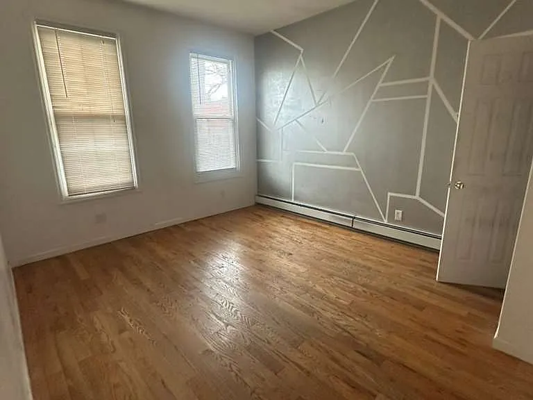 1304 Findlay Ave #2 — Photo 2