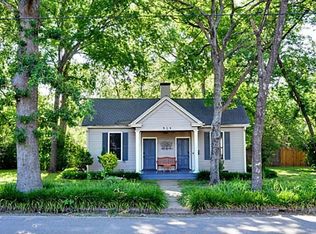914 Pine St, Bonham, TX 75418