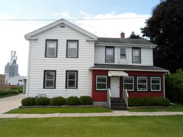 212 E Bowen St, Brandon, WI 53919