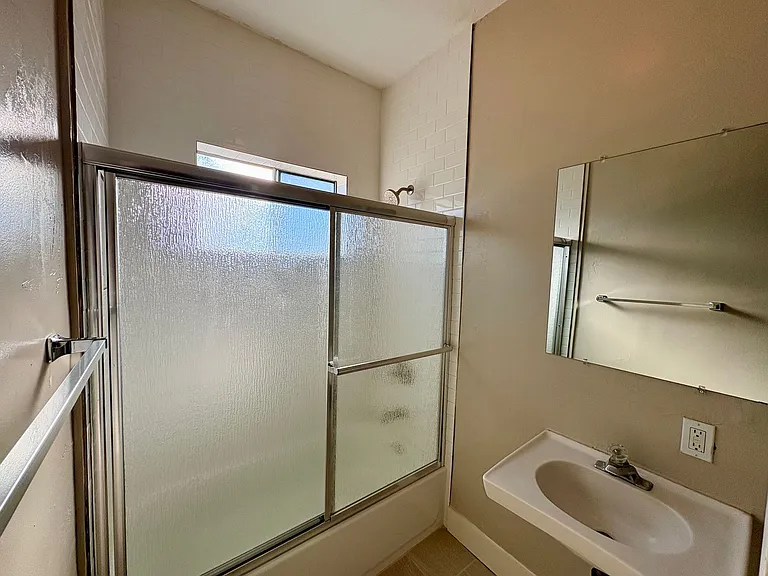 3820 Arizona Street — Photo 7