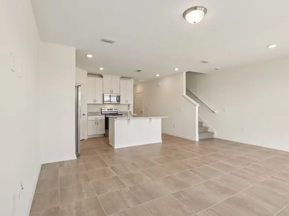 16390 Bird Of Paradise Ave, Clermont, FL 34714