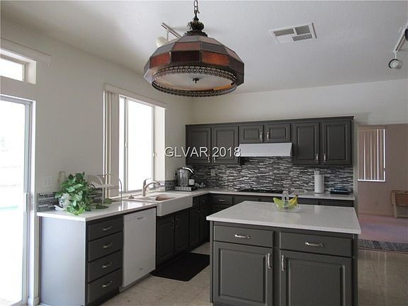 4th image of 7621 Cougar Creek Cir