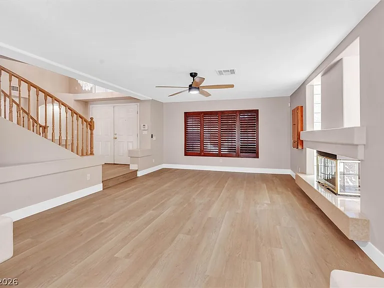 2704 Timber Crossing Ct — Photo 3