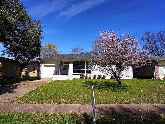 2nd image of 2615 San Paula Ave