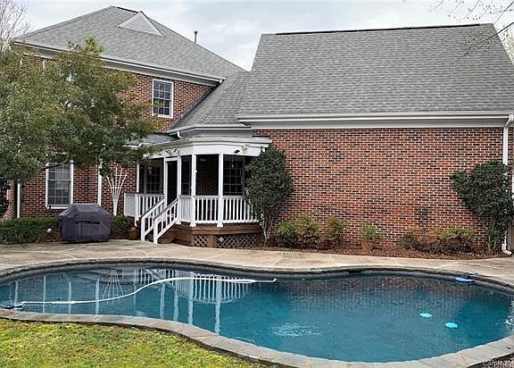 3rd image of 7201 Lutzen Way Ct
