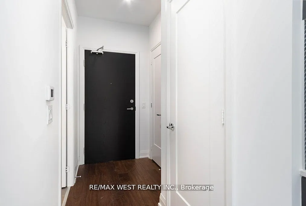2 bed, $3,100 — Photo 4