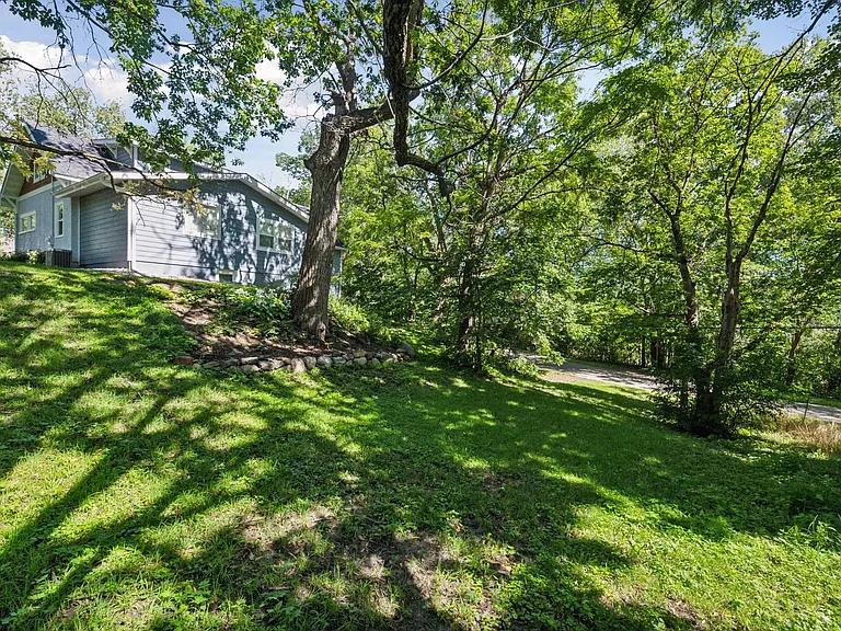 Bayview Pl — Photo 22